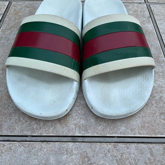 Men’s Gucci Slide Sandals - Picture 3 of 16
